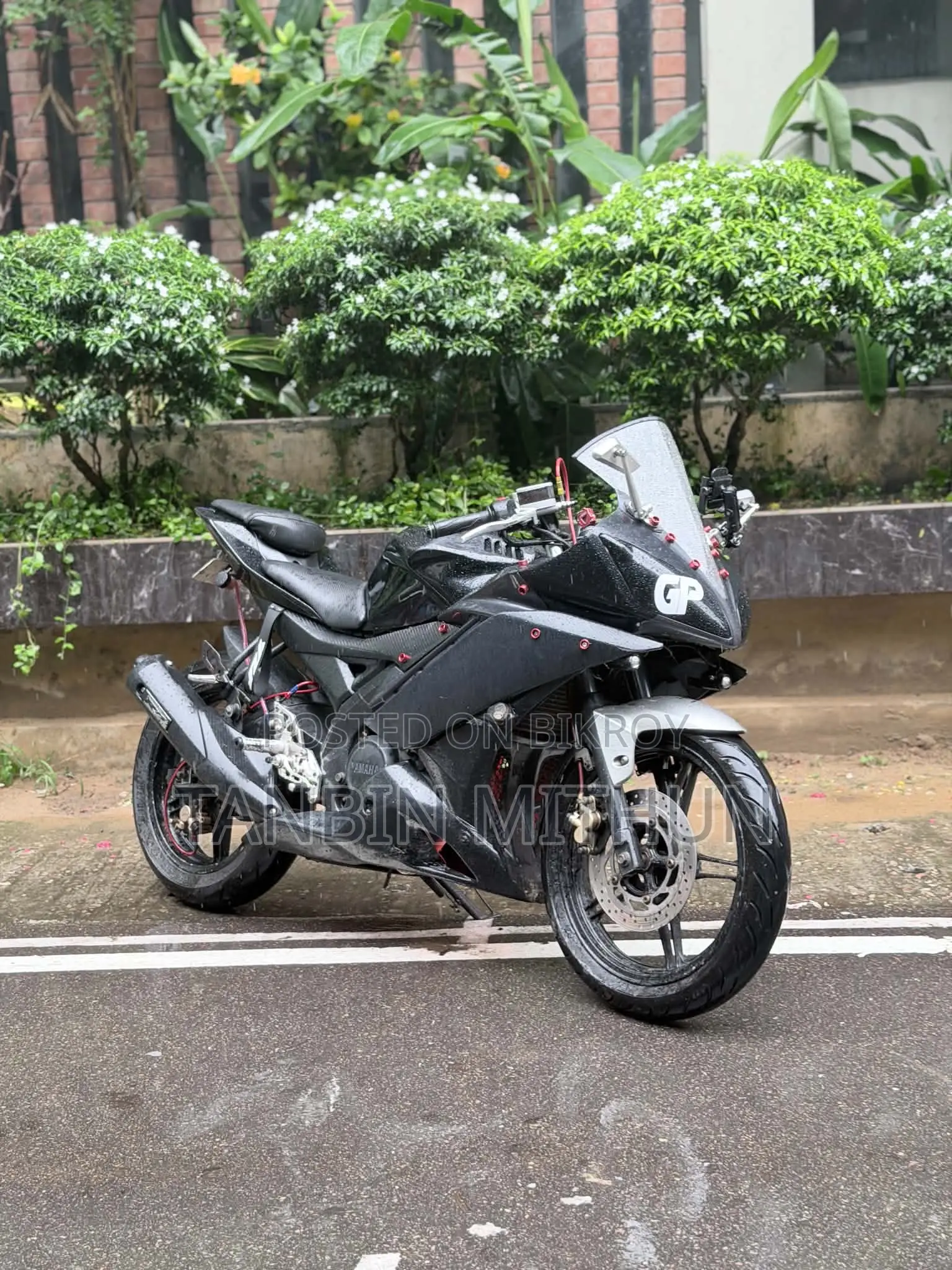 Yamaha 2014 Black
