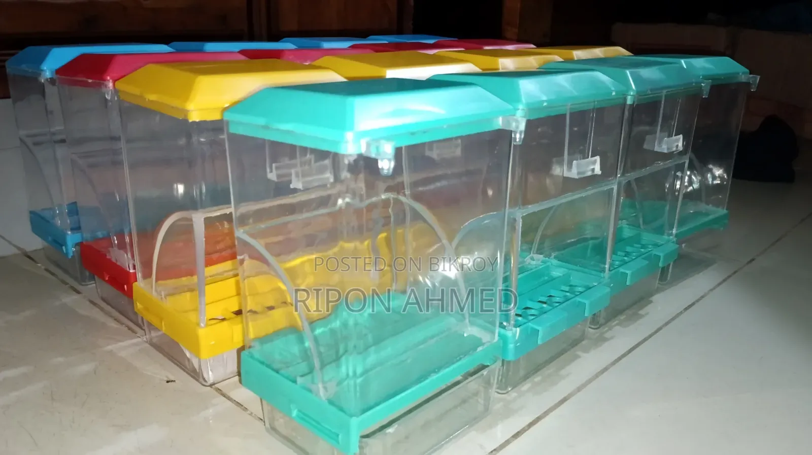 Seeds Hopper for Birds-01 Pc