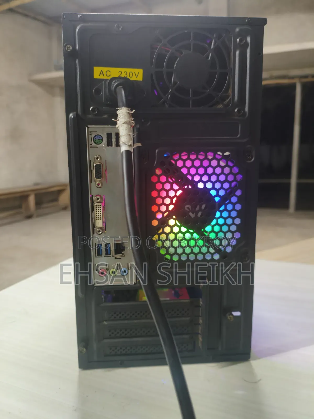 Gigabyte GB-BKi3HA-7100 8GB Intel Core Ultra 5 SSD 256GB