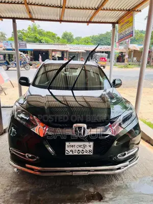 Honda Vezel 1.5 Hybrid 2WD 2014 Black