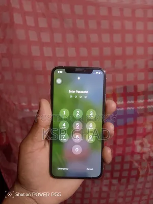 Apple iPhone X 64 GB White