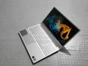 Laptop Dell 4GB Intel SSD 500GB