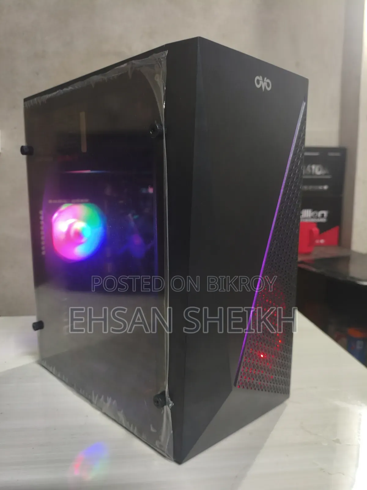 Desktop Computer Asus ET2013IUTI 8GB Intel Core Ultra 5 SSD 256GB