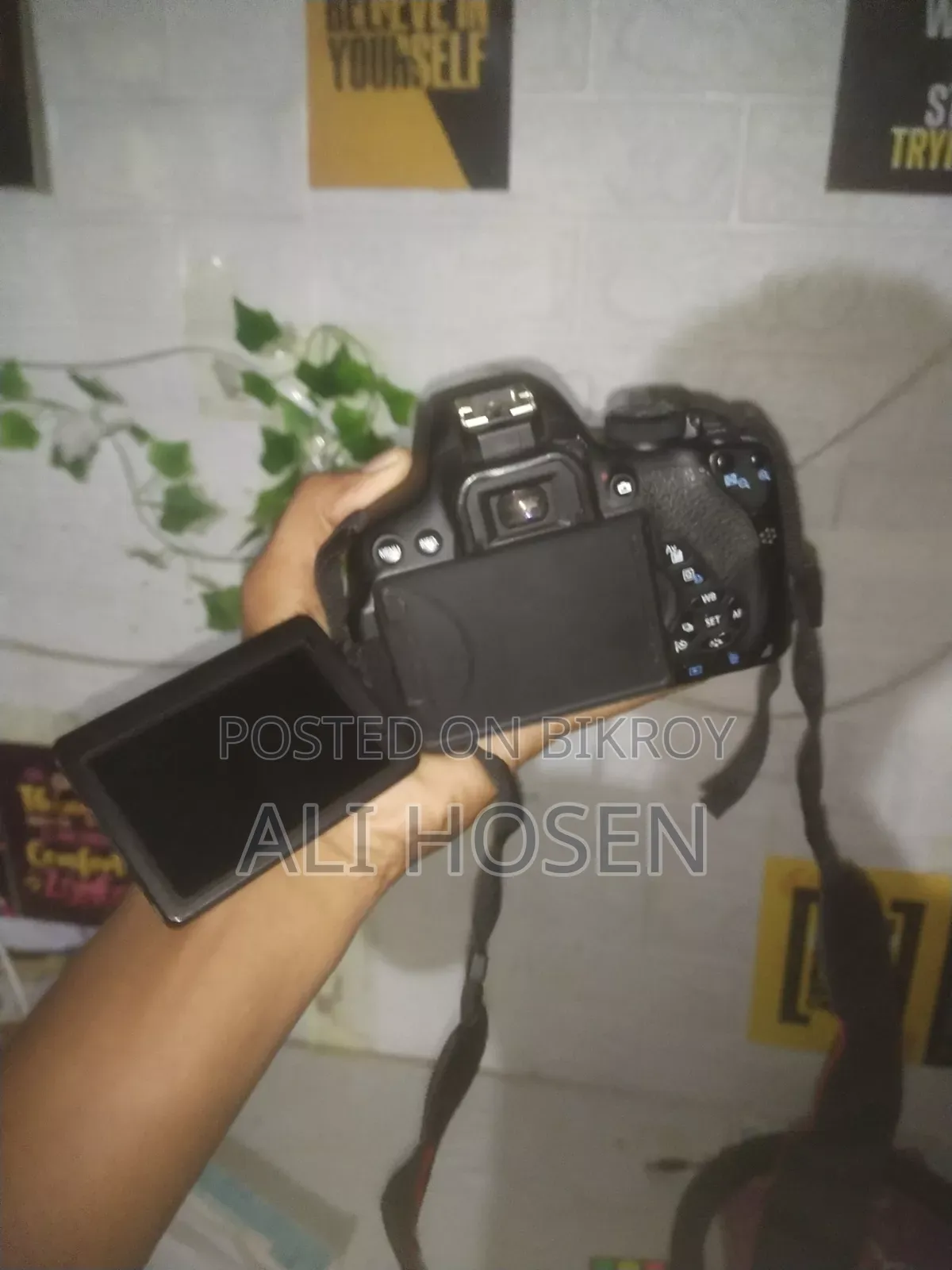 Canon 700d DSLR Camera