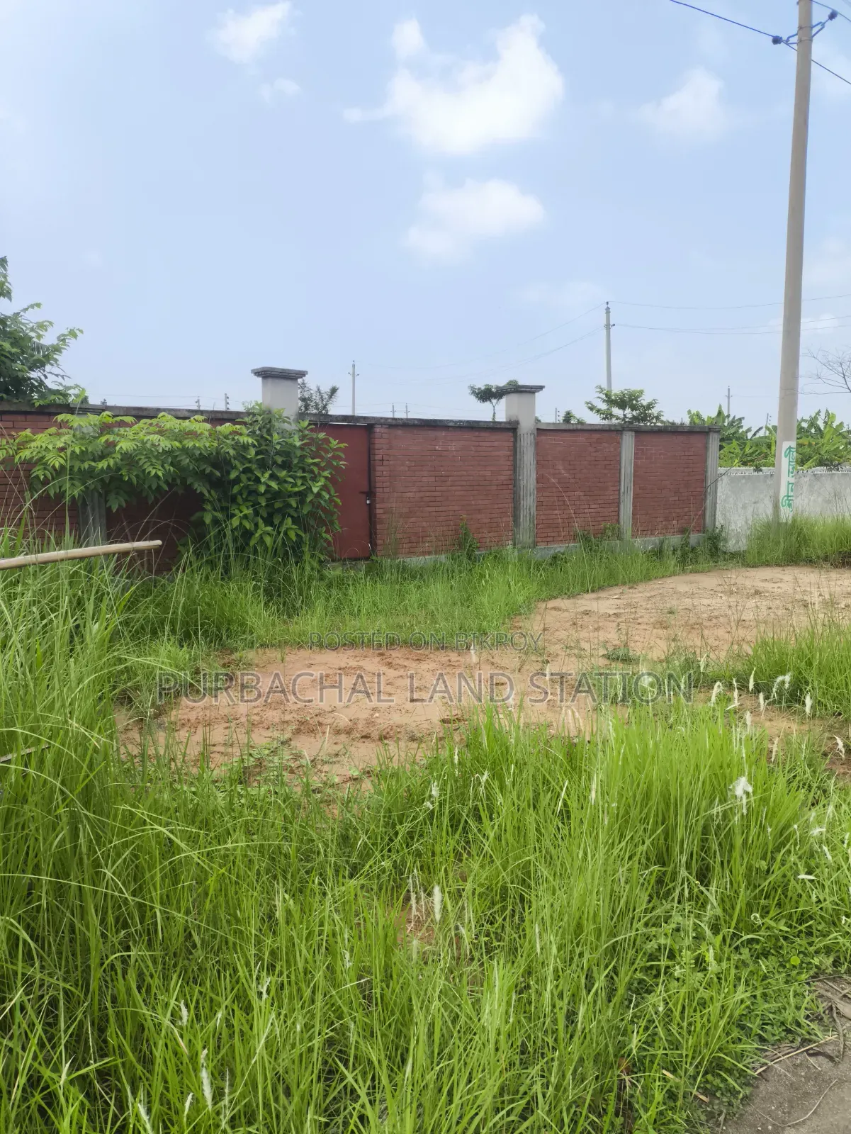 Sector: 9, South Face, Lake View 7.5 Katha Plot Urgent Sale in Purbachal