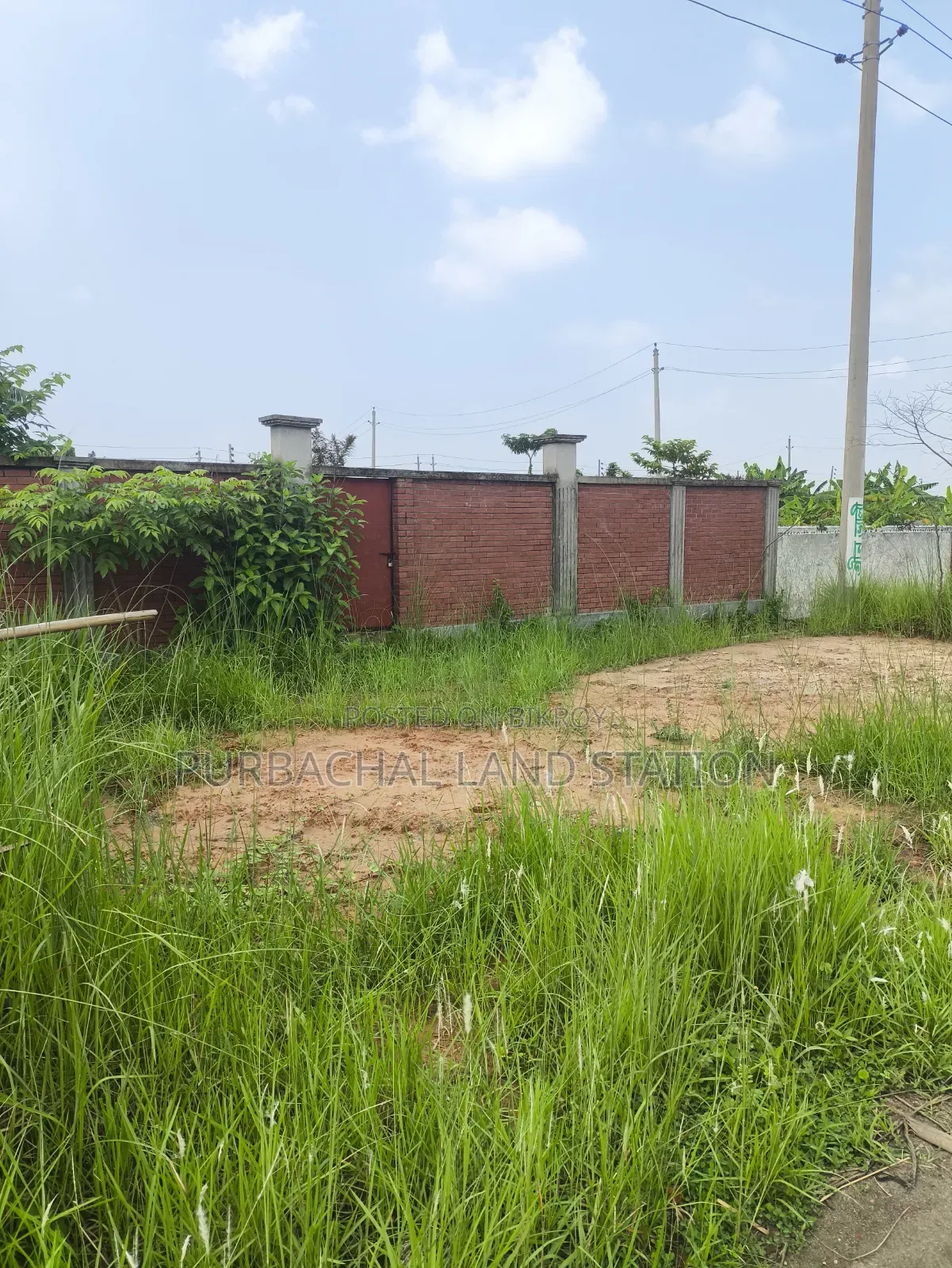 Sector: 9, South Face, Lake View 7.5 Katha Plot Urgent Sale in Purbachal