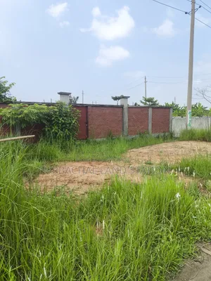 Sector: 9, South Face, Lake View 7.5 Katha Plot Urgent Sale in Purbachal