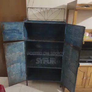 ১ ইউনিট ব্যবহৃত স্টিল র‍্যাক বিক্রির জন্য