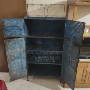 ১ ইউনিট ব্যবহৃত স্টিল র‍্যাক বিক্রির জন্য