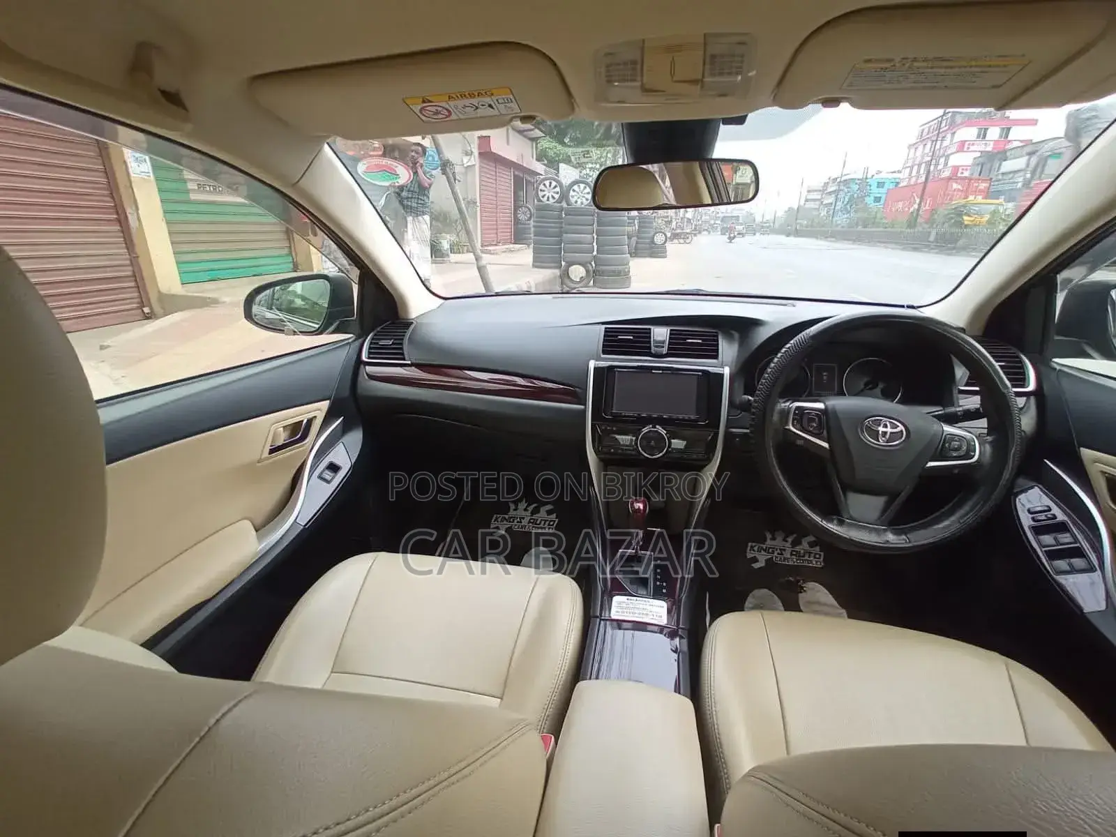 Toyota Premio 2017 Maroon