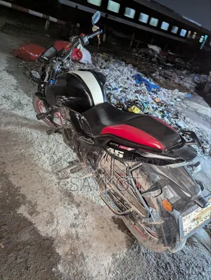 TVS Apache RTR 160 4V 2020 Black