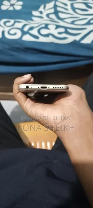 Apple iPhone 6 32 GB Gold