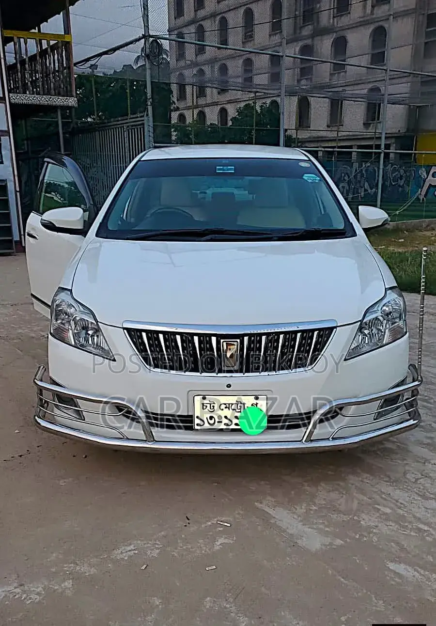 Toyota Premio 2014 White