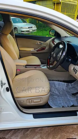 Toyota Premio 2014 White