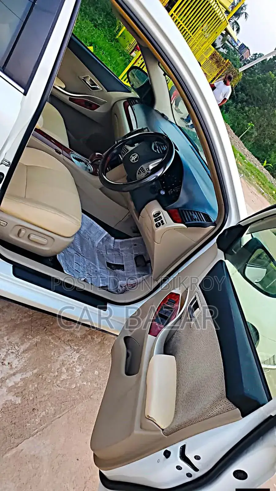 Toyota Premio 2014 White