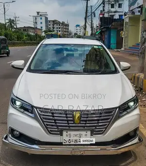Toyota Premio 2013 White
