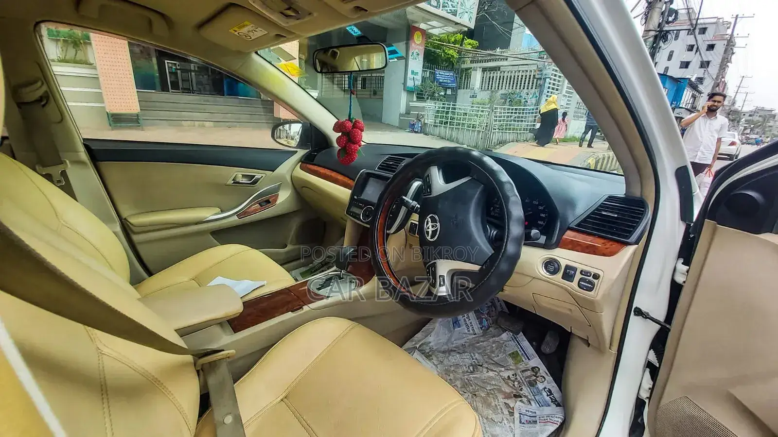 Toyota Premio 2013 White