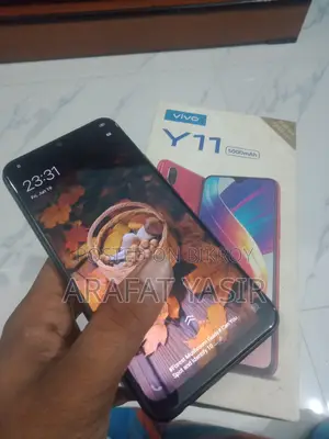Vivo Y11 32 GB Blue