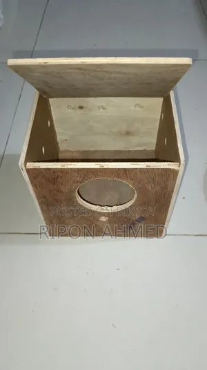 Breeding Box for Bagigar Birds -01 Pc