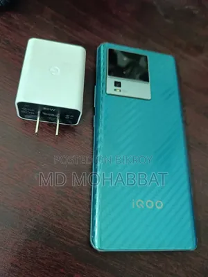 iQOO 128 GB Blue