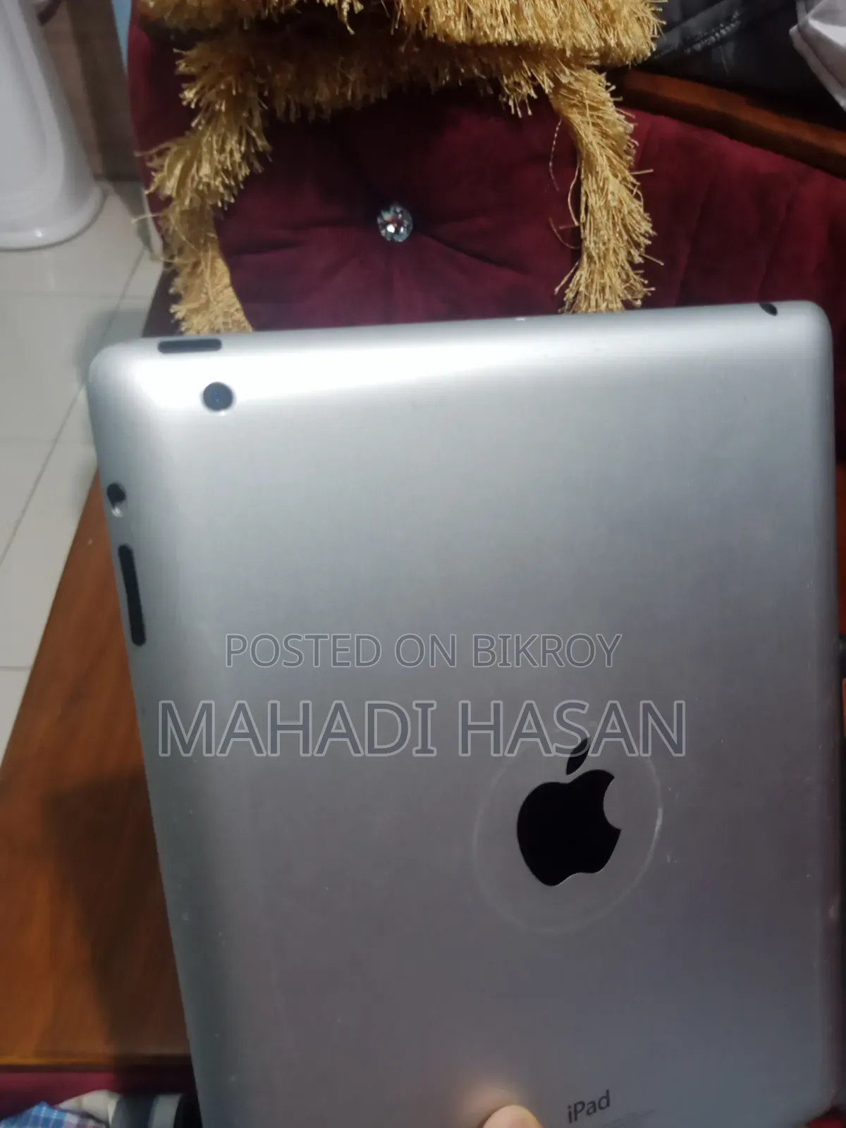 Apple iPad 4 Wi-Fi + Cellular 16 GB