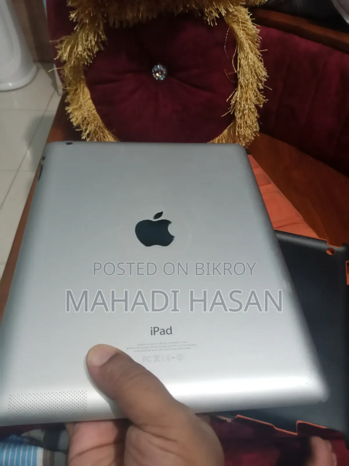 Apple iPad 4 Wi-Fi + Cellular 16 GB