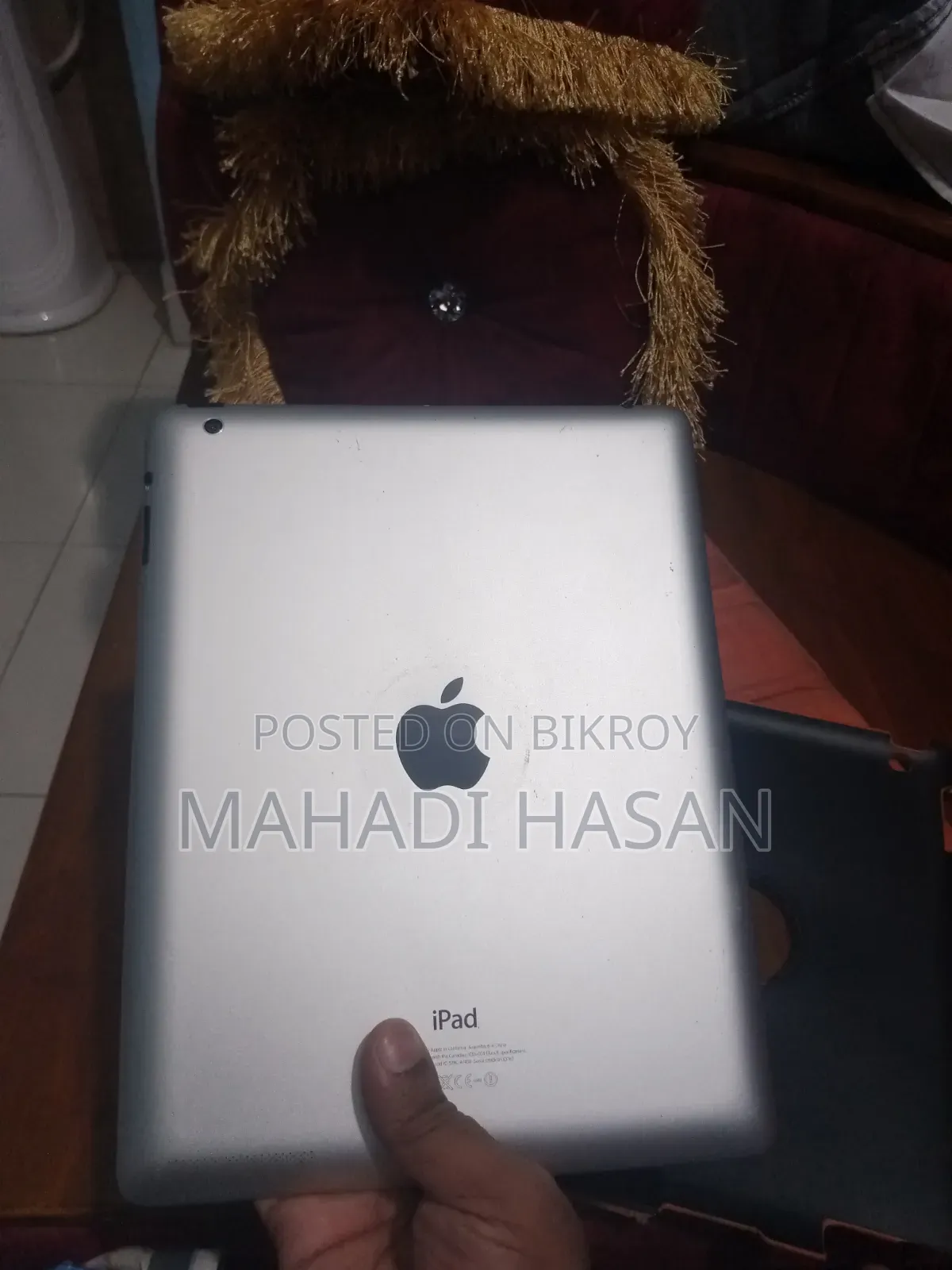 Apple iPad 4 Wi-Fi + Cellular 16 GB
