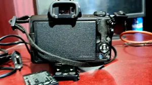 Canon 50 Marks II