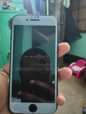 Apple iPhone 7 32 GB Black