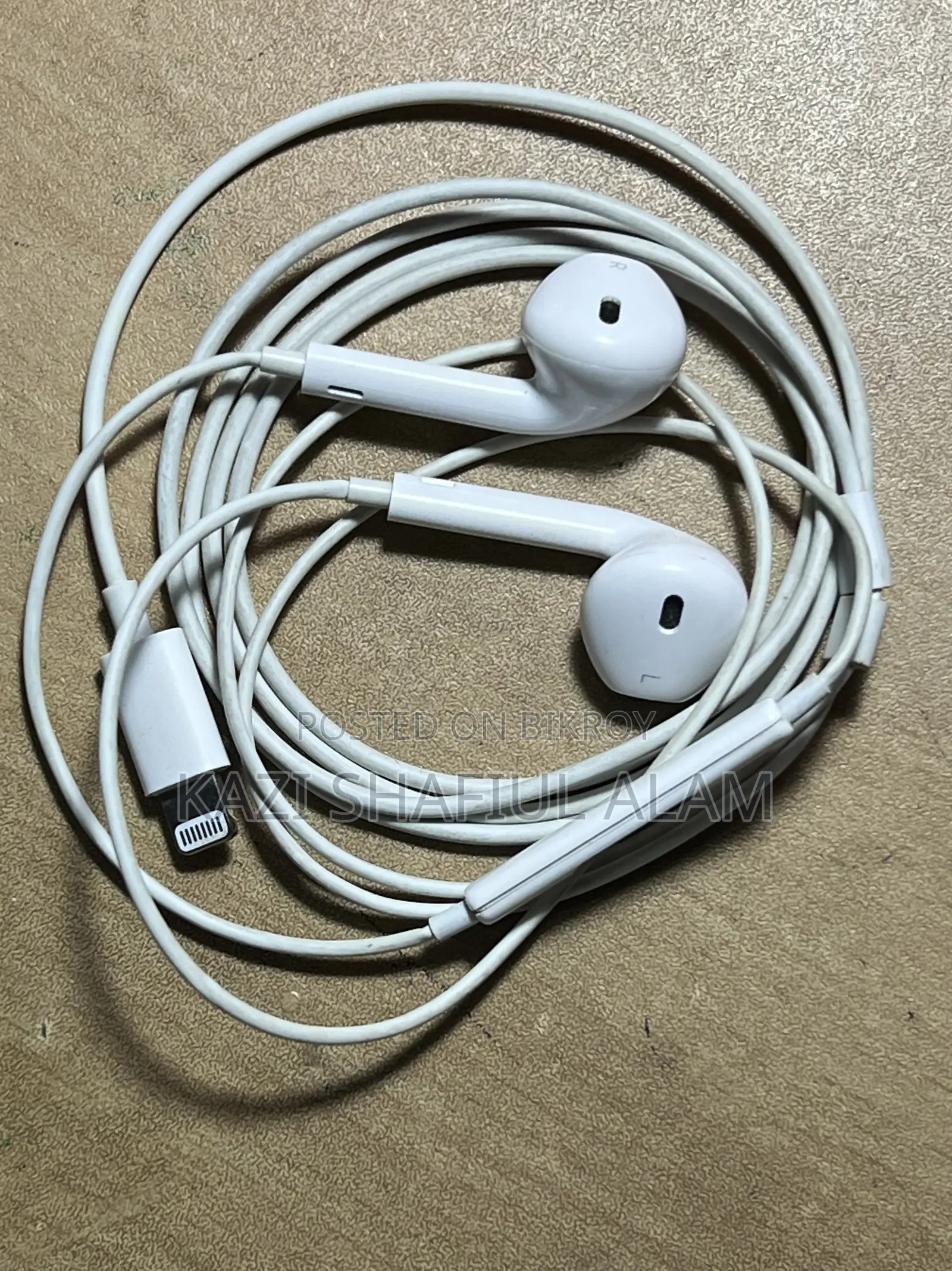 Apple Original Lightning Earphones