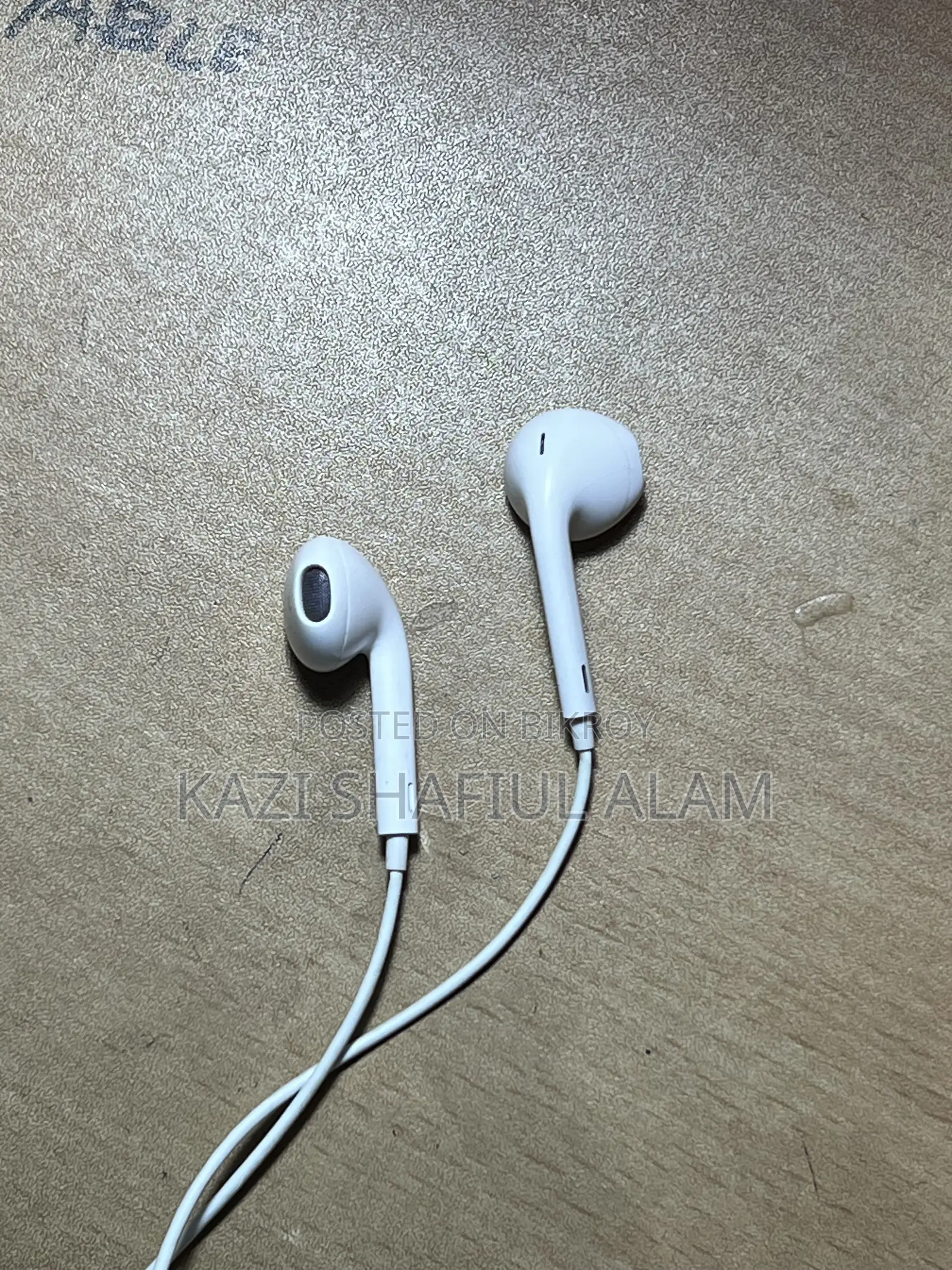 Apple Original Lightning Earphones