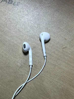 Apple Original Lightning Earphones