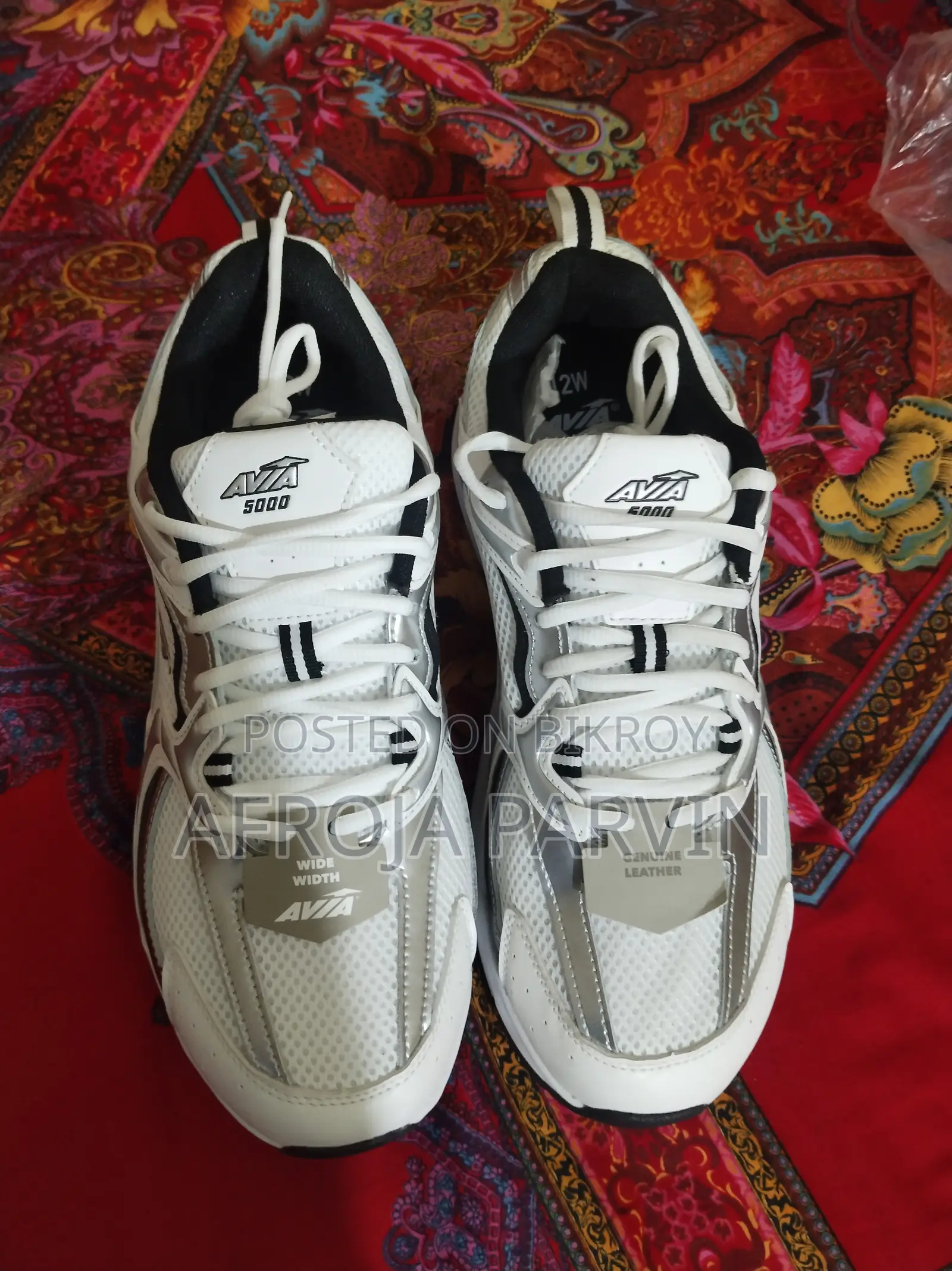 Avia Sports Shoe, Original Leather, Size 12, Very Comfortable Shoe