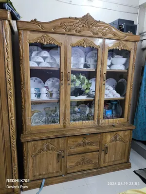 Showcase, Teak Wood