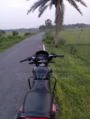 Hero Glamour BS3 2016 Black