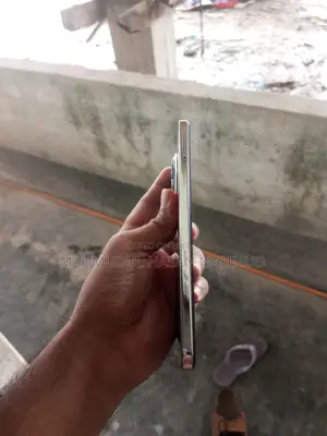 Tecno Spark 30 Pro 256 GB Red