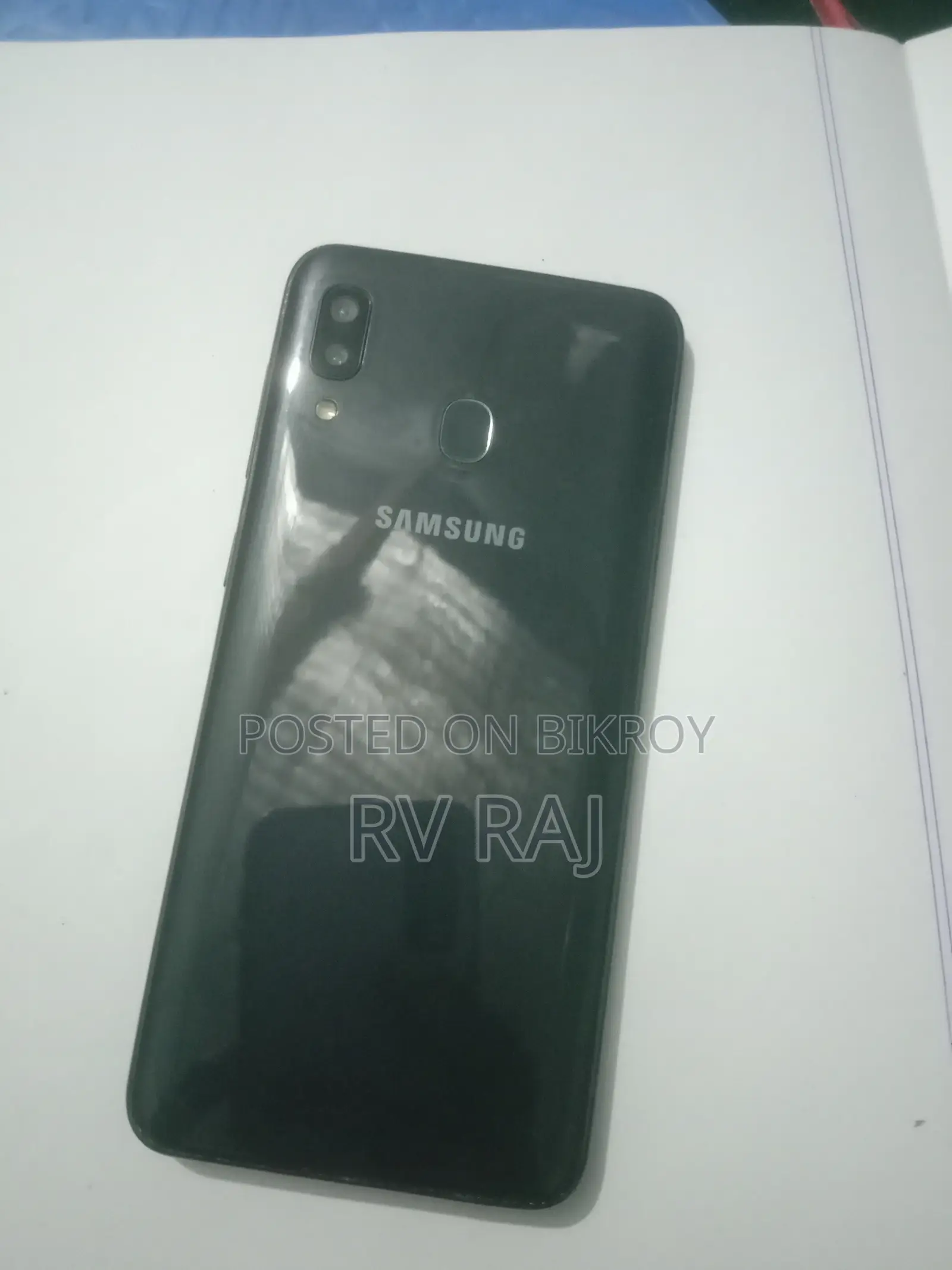 Samsung Galaxy A30 64 GB Black