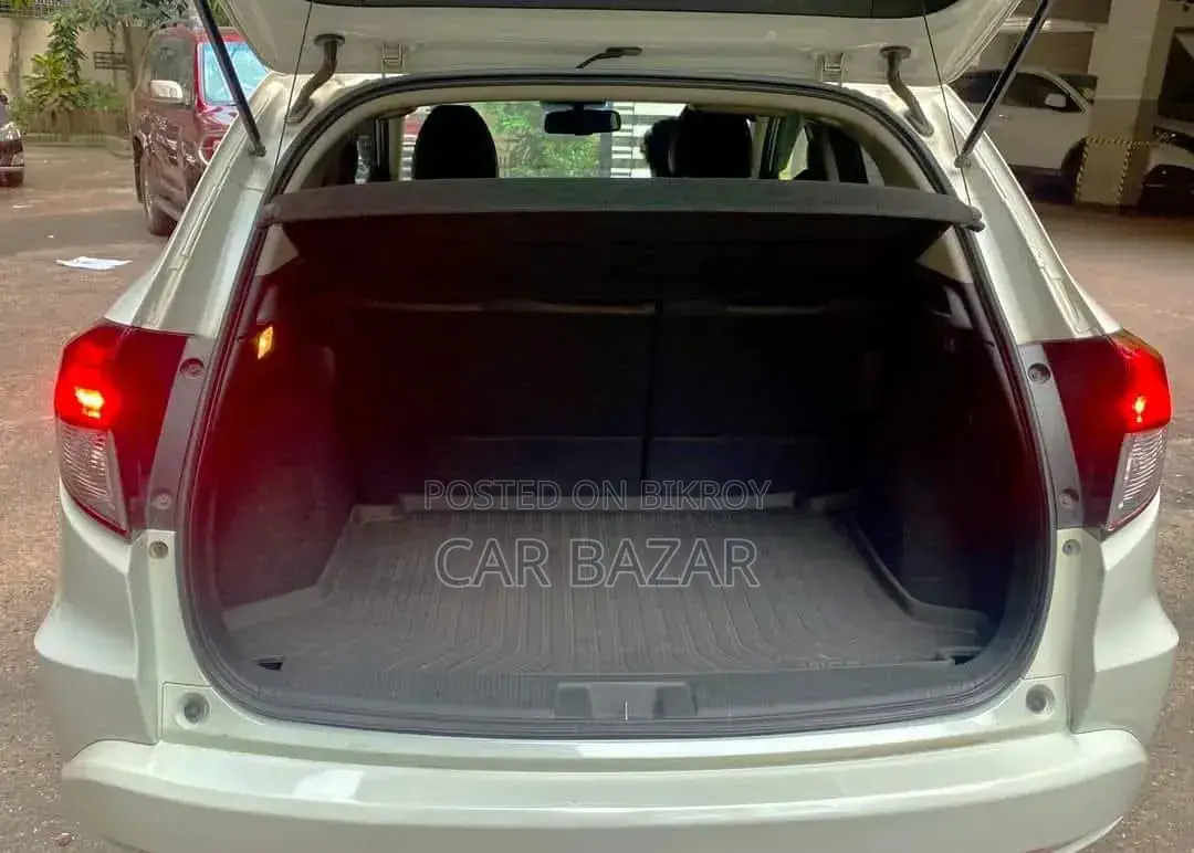 Honda Vezel 2014 Pearl