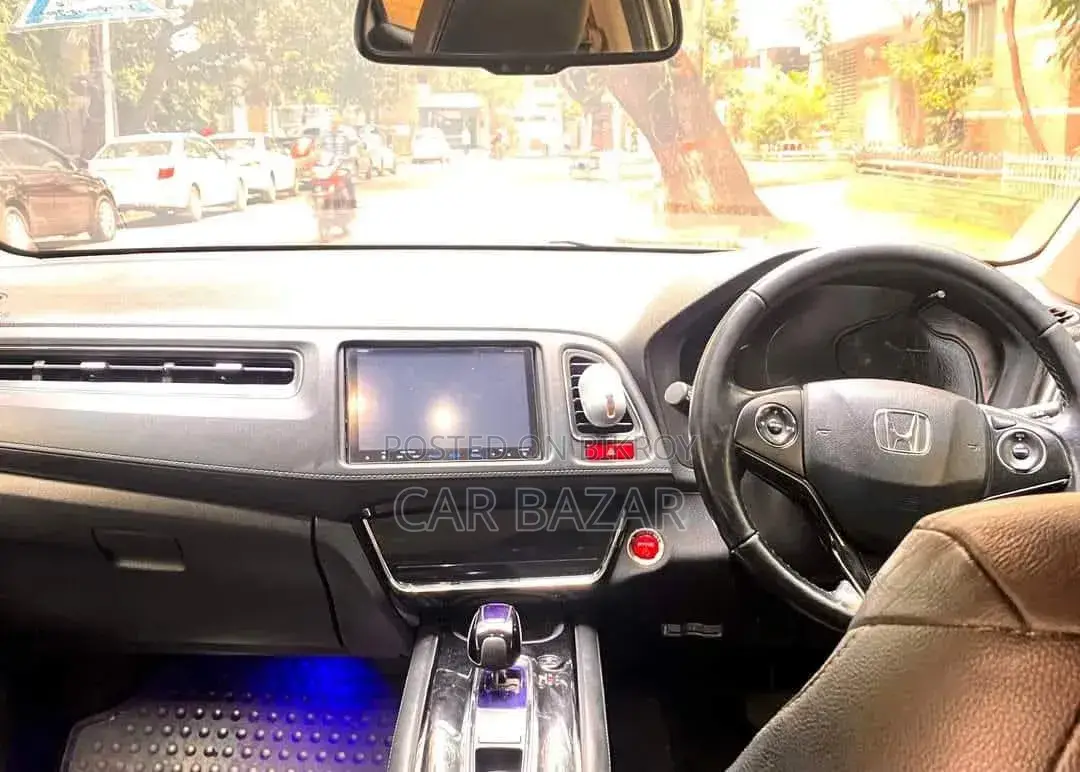 Honda Vezel 2014 Pearl