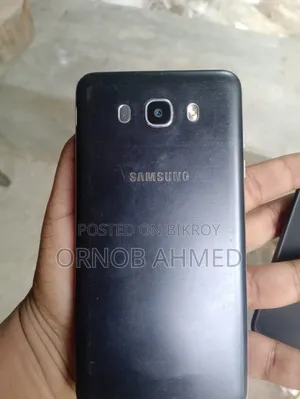 Samsung Galaxy J7 16 GB Black