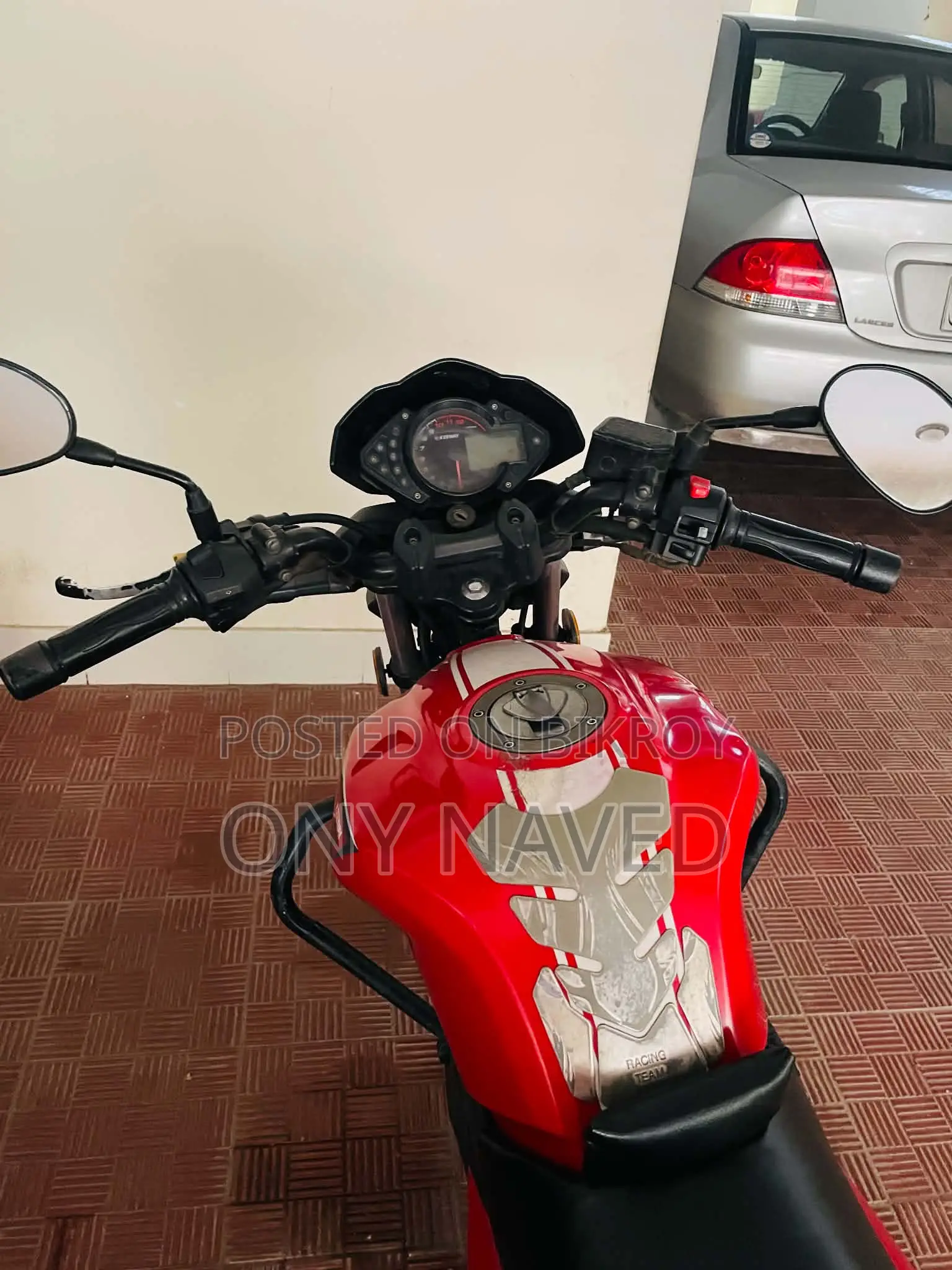 কিওয়ে আরকেএস ১০০ ২০১৭ রেড