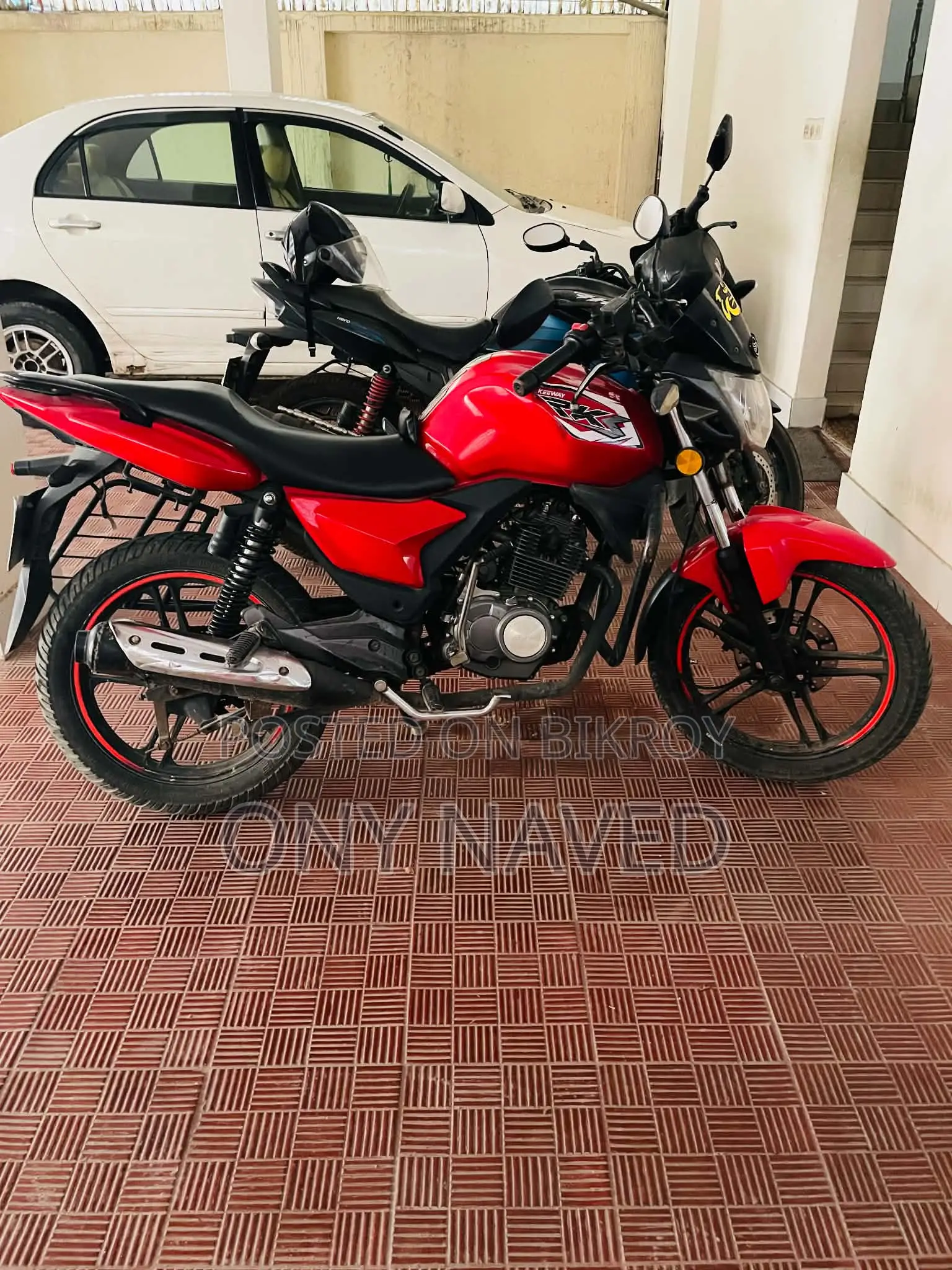 কিওয়ে আরকেএস ১০০ ২০১৭ রেড