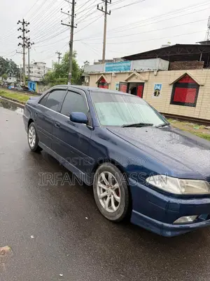 Toyota Carina 1.5 Front Wheel Drive Sedan 1997 Blue