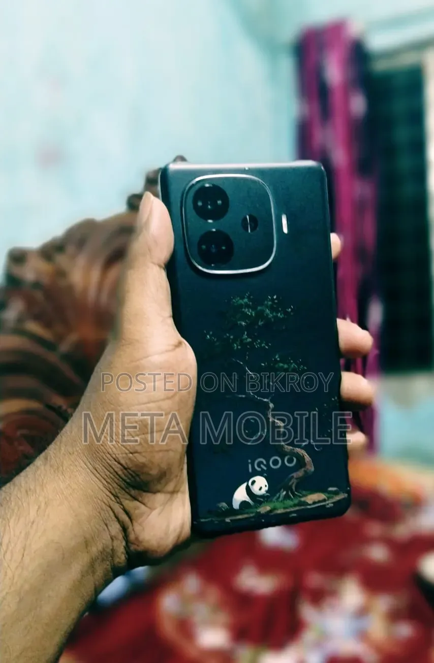 আইকিউওও জেড৯ ২৫৬ জিবি কালো