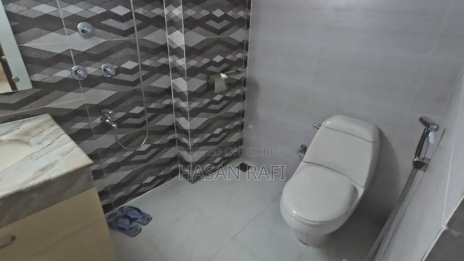 Furnished 4-bedroom Apartment in Bagh Bari (Baghbari) for sale