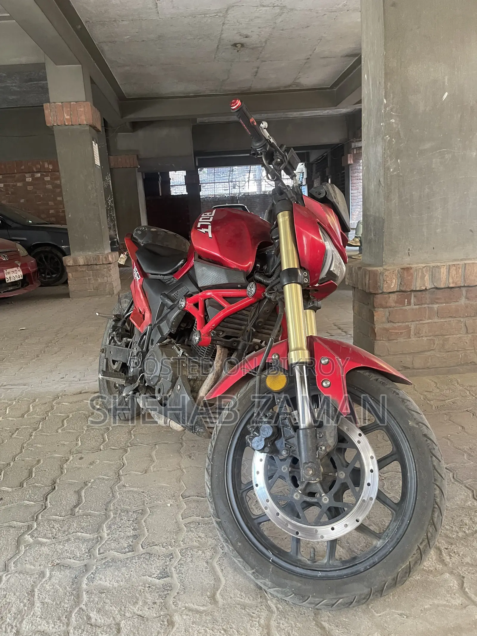 Runner Bolt 165R 2020 Red