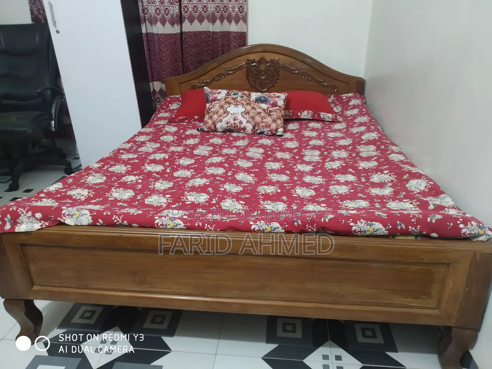 5-by-7 Feet Segun Wooden Bed