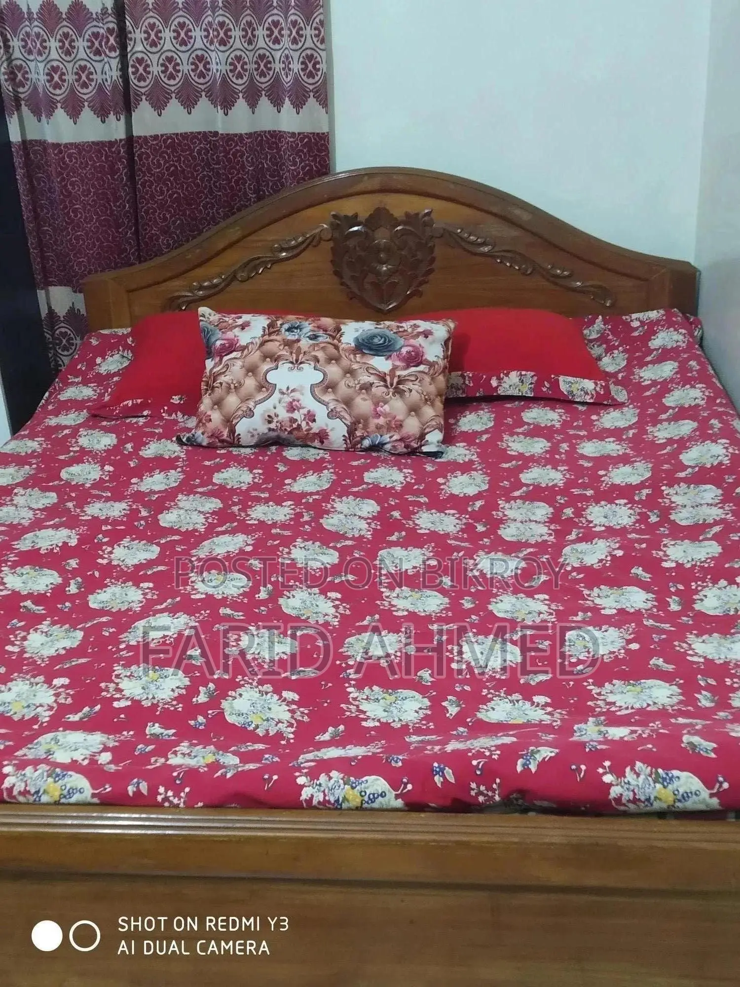 5-by-7 Feet Segun Wooden Bed