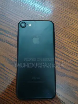 Apple iPhone 7 128 GB Black