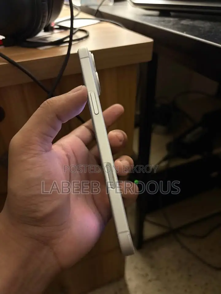 Apple iPhone 16 Plus 128 GB White